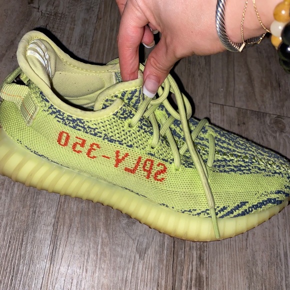 yeezy boost 350 v2 semi frozen yellow (Sold) - Picture 6 of 8